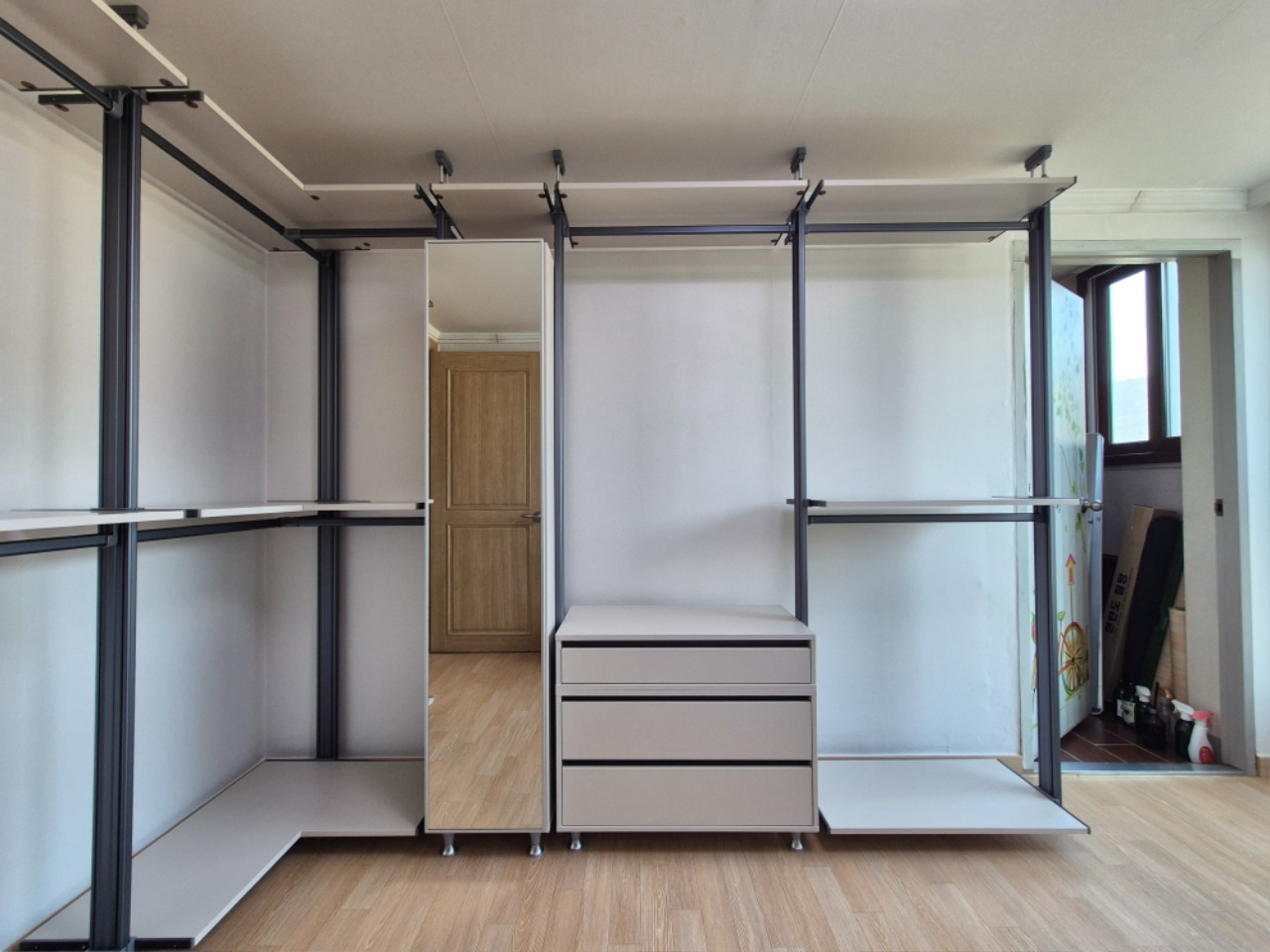 [웜그레이 흑니켈 + ㄱ자]